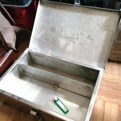 工具箱(ステンレス)の画像