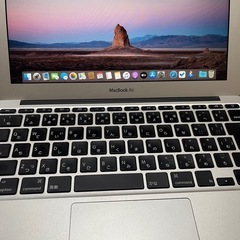 Apple MacBook Air 2015 充電
器付き 本体