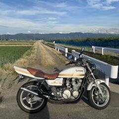 人気のネイキッド☆ゼファー400の画像