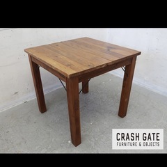 【引取り限定】CRASH GATE  ヨハンテーブル
