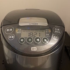 
tiger 炊飯器　5号炊きの画像
