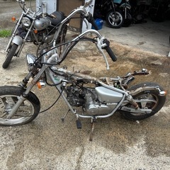 HONDA マグナ50】AC13 4スト　再生ベース　ベース車両　ジャンク　鍵　書類有りの画像