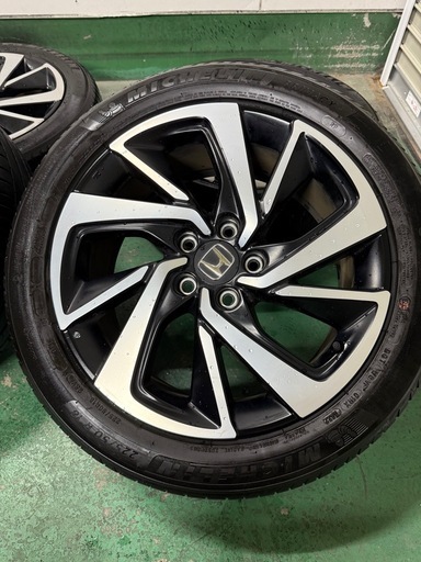 タイヤ、ホイール 225/50/r18