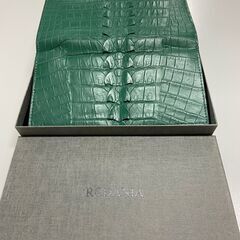 新品未使用のクロコダイル長財布です。の画像