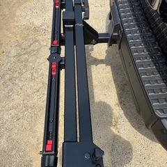 YAKIMA EXO スイングベース　ヒッチメンバーの画像