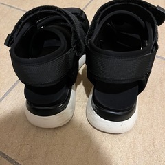 夏　サンダル　ブラック　厚底　の画像