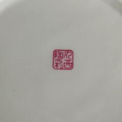 鶴と松の絵柄　 陶器３段重鉢の画像