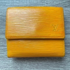 ルイヴィトン Louis Vitton エピ 財布 イエロー