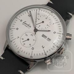 厚さ12mmにトリプルカレンダー搭載【風防&文字盤Wアール処理/...