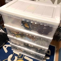 4段プラスチックチェストの画像