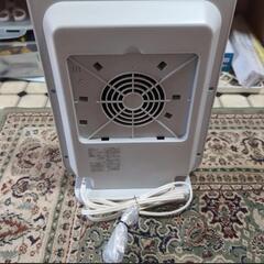 中古スリーアップ・セラミックファンヒーター 人感・室温センサー付き　電気ストーブの画像