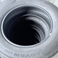215/60 R16、YOKOHAMA ADVAN DB V55...