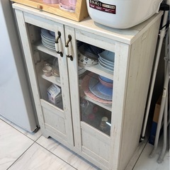 食器棚