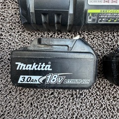 Makita 18V リチウムイオンバッテリー 3.0Ah 2個セット ケース付きの画像