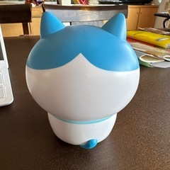 ちいかわ 撮りま～す! カメラ型ライト ハチワレとフィギュア２つ