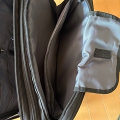 ビジネスバッグ（男性用、黒色）の画像