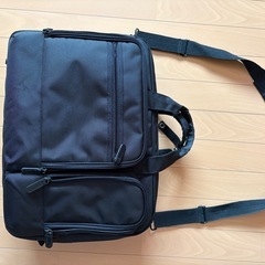 ビジネスバッグ（男性用、黒色）