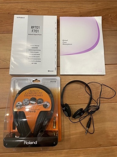 【美品】ローランド　RP701-WH24年製