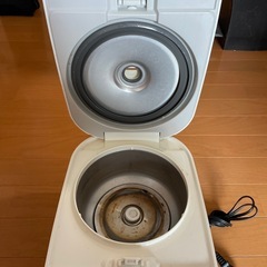 3合炊き電気炊飯器（
指定日時・場所で引取可能な方）の画像