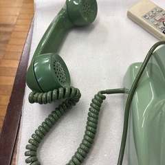 緑電話　　昭和レトロ　新品未使用　コード差し替えればすぐに使えますの画像
