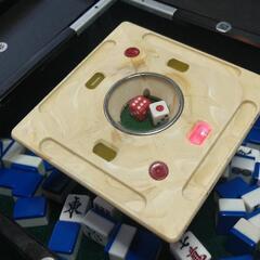 🌟🌟全自動麻雀卓 アモスマーテル メンテ済み🌟🌟牌セット。 の画像