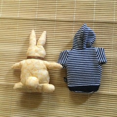 手のひらサイズのぬいぐるみの画像