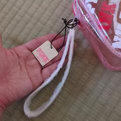 【新品】PINK ビニールポーチの画像