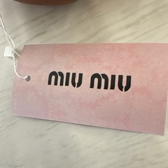 MIUMIUポーチ    送料無料！の画像