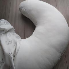 IKEA 授乳クッション、カバーの画像