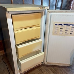 冷凍ストッカーの画像