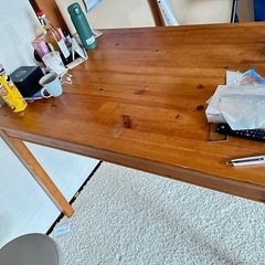 テーブル