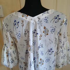 半袖トップスMサイズ👚⑪の画像