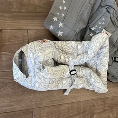 【美品】エルゴ　抱っこ紐　新生児からの画像
