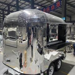 〈１台限定〉現状渡し エアストリーム風キッチントレーラー 牽引可能 750kg メッキ仕上げ 内装込々 即使用可能の画像