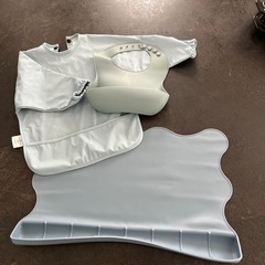 ベビー　食事セット　スタイ他3点