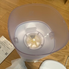 【値下げしました】自動給餌器 ペット 猫 犬の画像