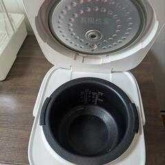 炊飯器　2022年製の画像