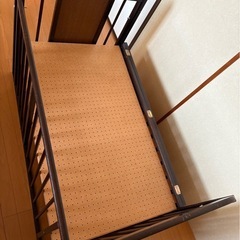 ベビーベッドの画像