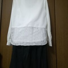 ⚪️新品⚪️　白ブラウス　の画像