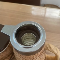 最終お値下げ！レトロ！タイガー籐ポット　保冷の画像