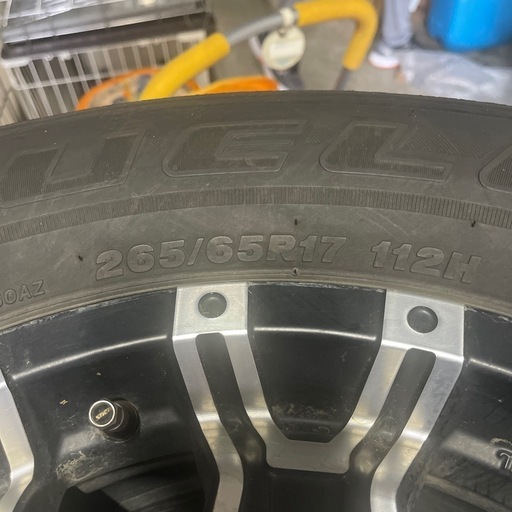 パジェロV78に履いていたアルミとタイヤ