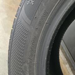 205/60R16 スタッドレスタイヤの画像