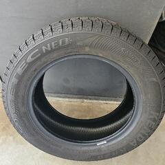 205/60R16 スタッドレスタイヤの画像