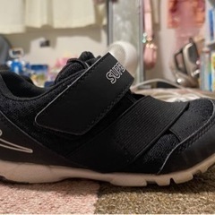 子供スニーカー　17の画像