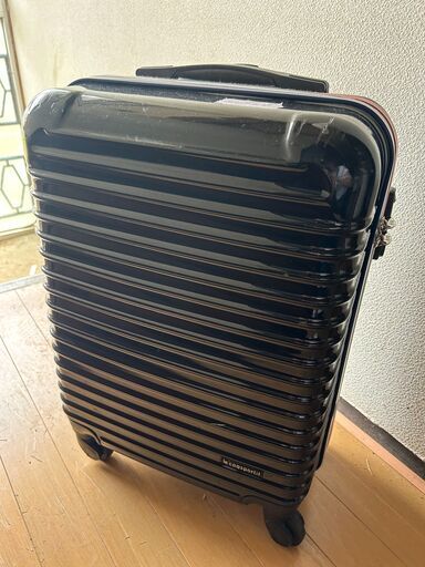 キャリーケース