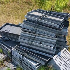 米の育苗トレイ種類バラバラの画像