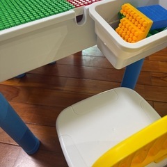 ブロック　テーブルの画像