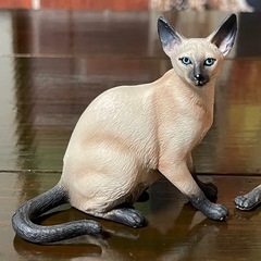 シャム猫 フィギュアの画像