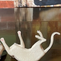 シャム猫 フィギュアの画像