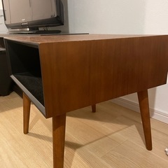 サイドテーブルの画像